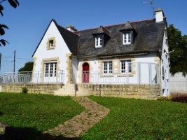 Maison 6 Pièces 22570 Gouarec